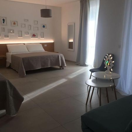 Le Rondini House Hotell Monopoli Eksteriør bilde