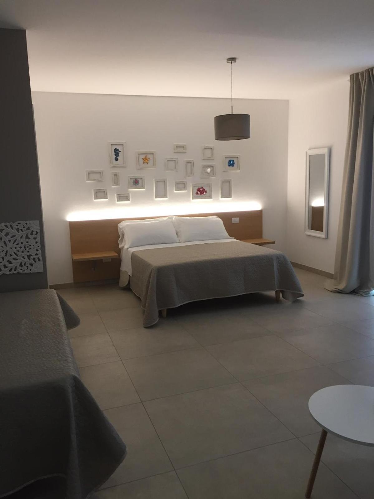 Le Rondini House Hotell Monopoli Eksteriør bilde